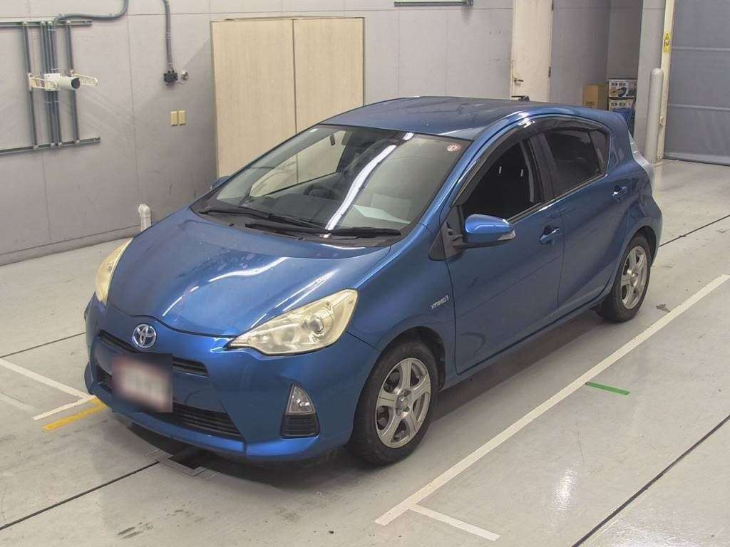 2012 Toyota Aqua NHP10[0]