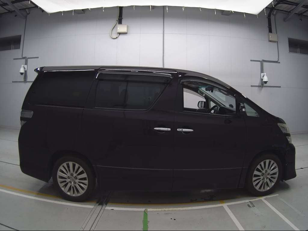 2011 Toyota Vellfire ANH20W[2]