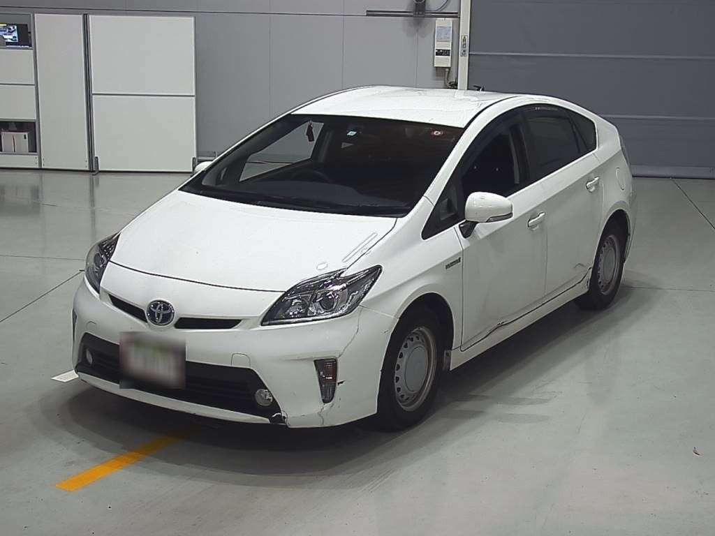 2015 Toyota Prius ZVW30[0]