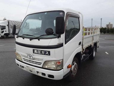 2010 Toyota Dyna Truck