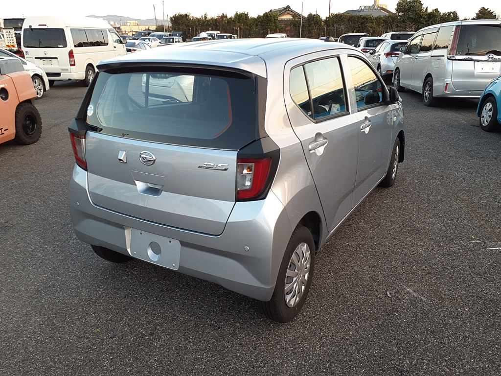 2023 Daihatsu Mira es LA350S[1]