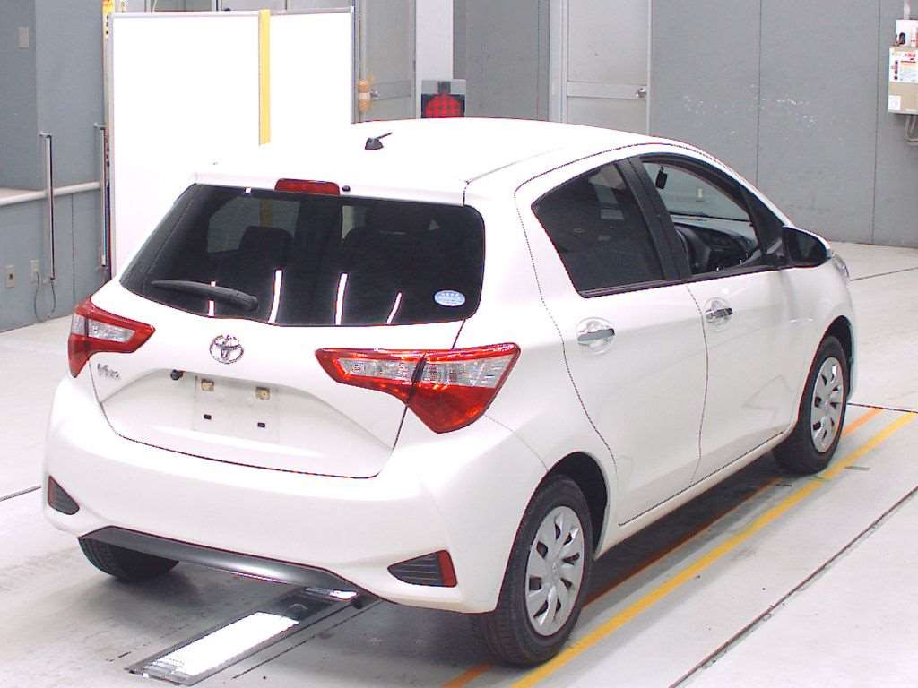 2020 Toyota Vitz KSP130[1]