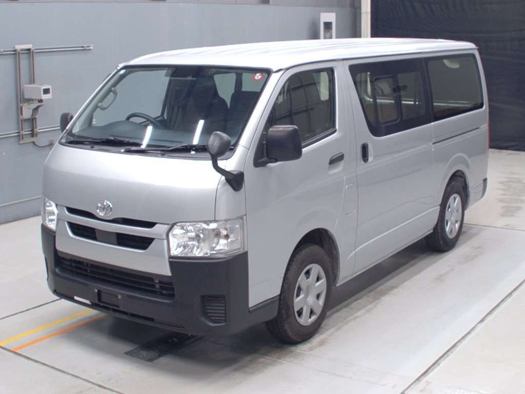 2021 Toyota Hiace Van TRH200V[0]