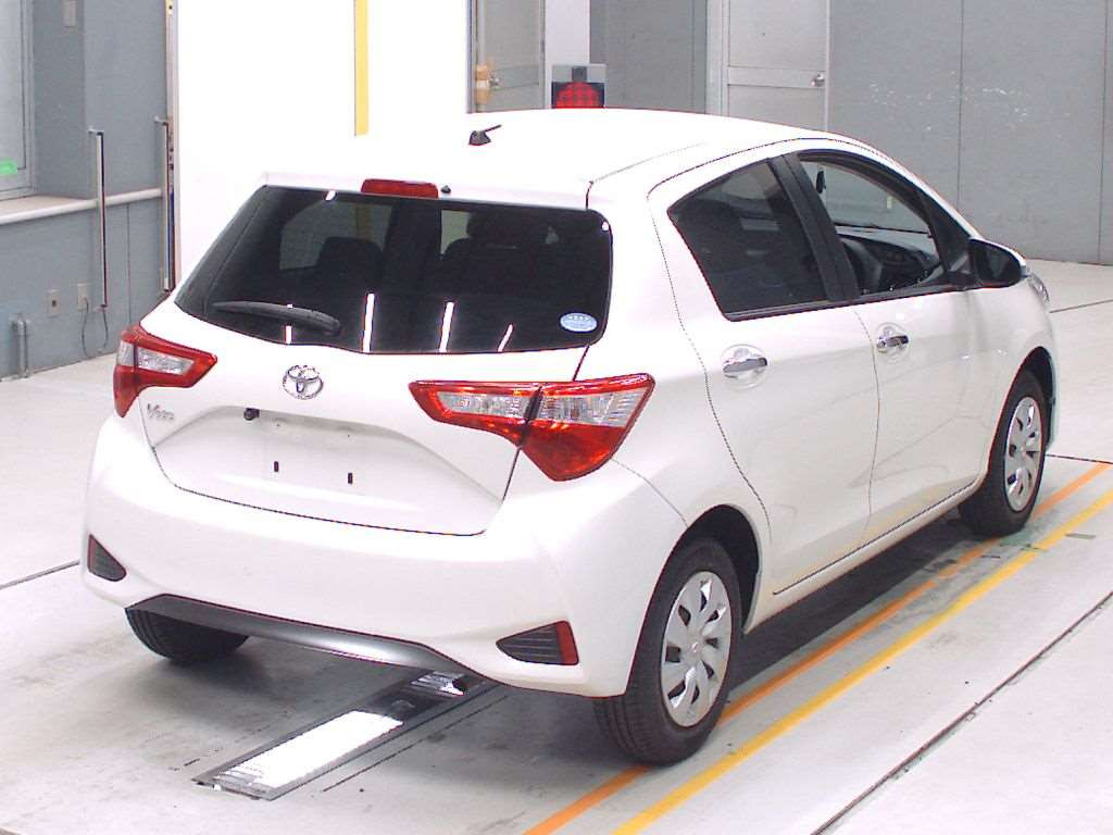 2020 Toyota Vitz KSP130[1]