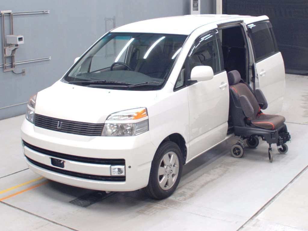 2003 Toyota Voxy AZR60G[0]