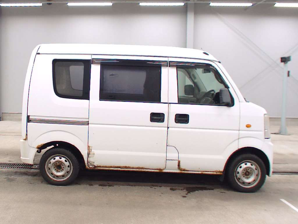 2013 Suzuki Every DA64V[2]