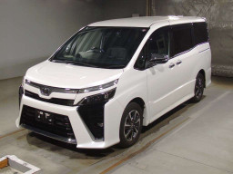 2020 Toyota Voxy