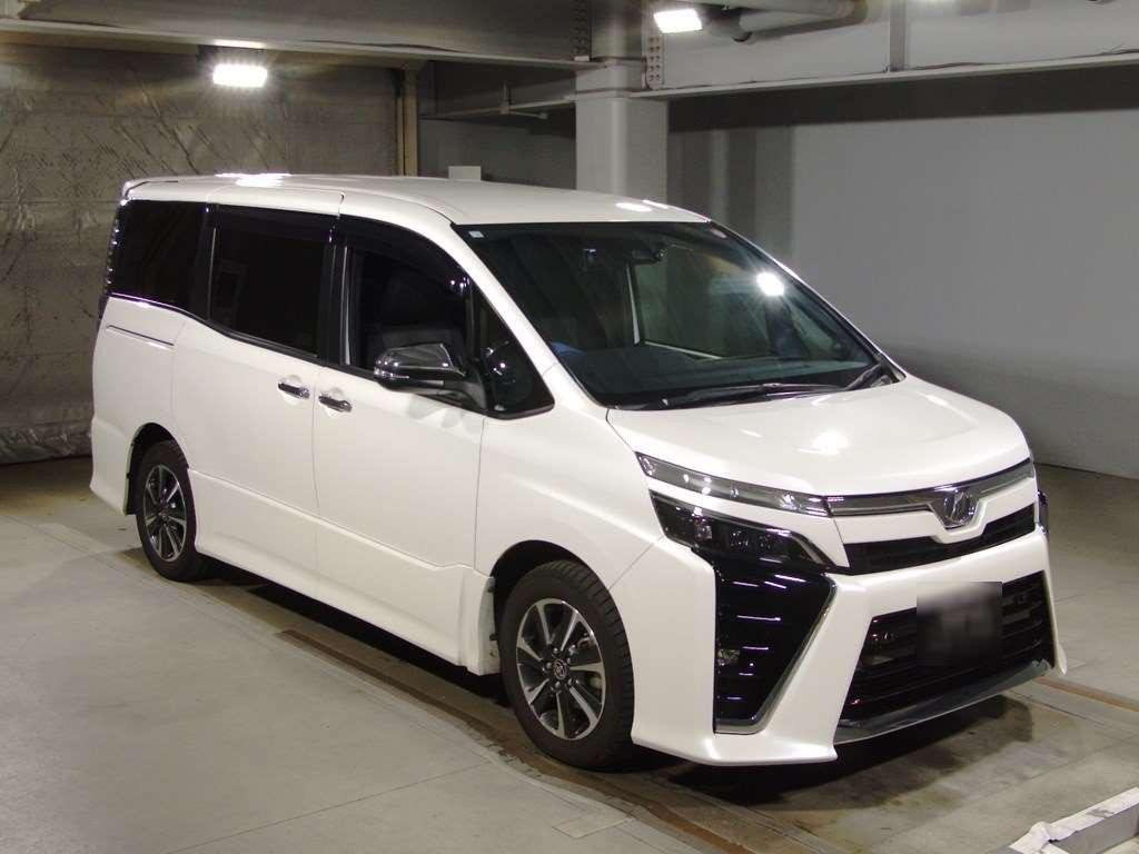 2020 Toyota Voxy ZRR80W[2]