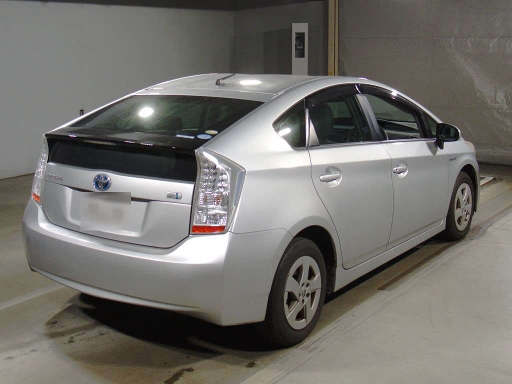 2009 Toyota Prius ZVW30[1]