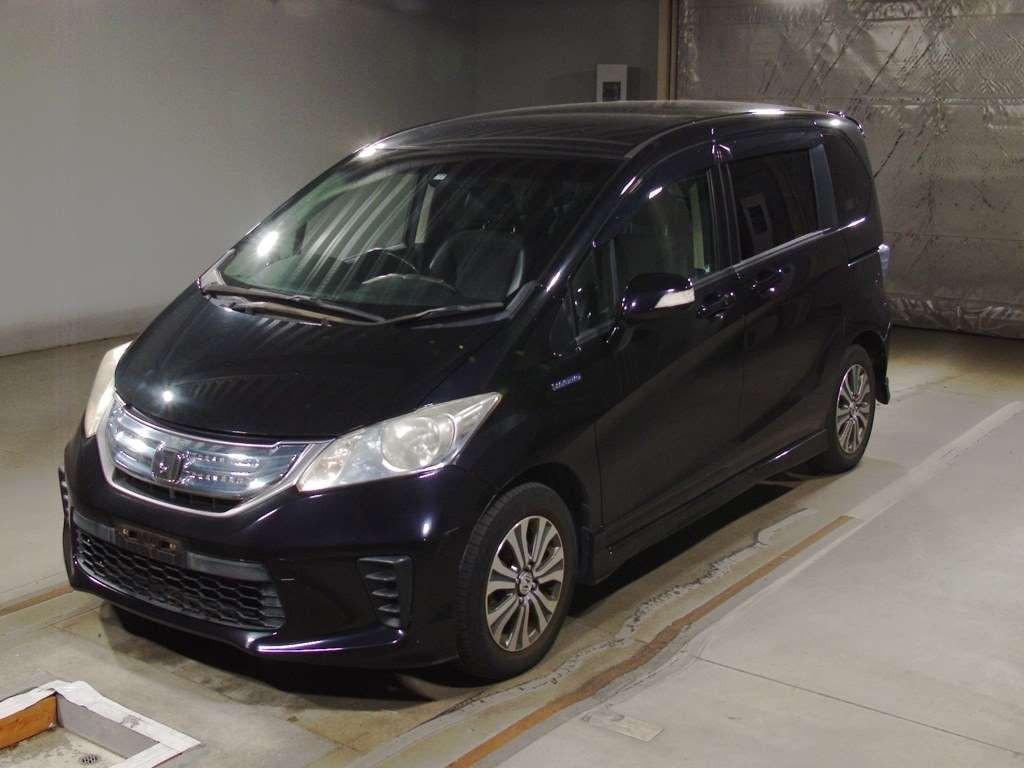 2011 Honda Freed hybrid GP3[0]