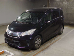 2011 Honda Freed hybrid