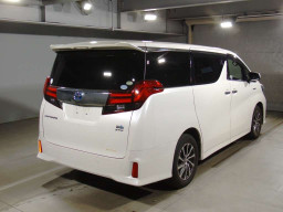 2015 Toyota Alphard Hybrid