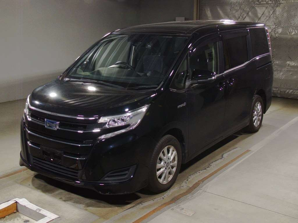 2019 Toyota Noah ZWR80G[0]