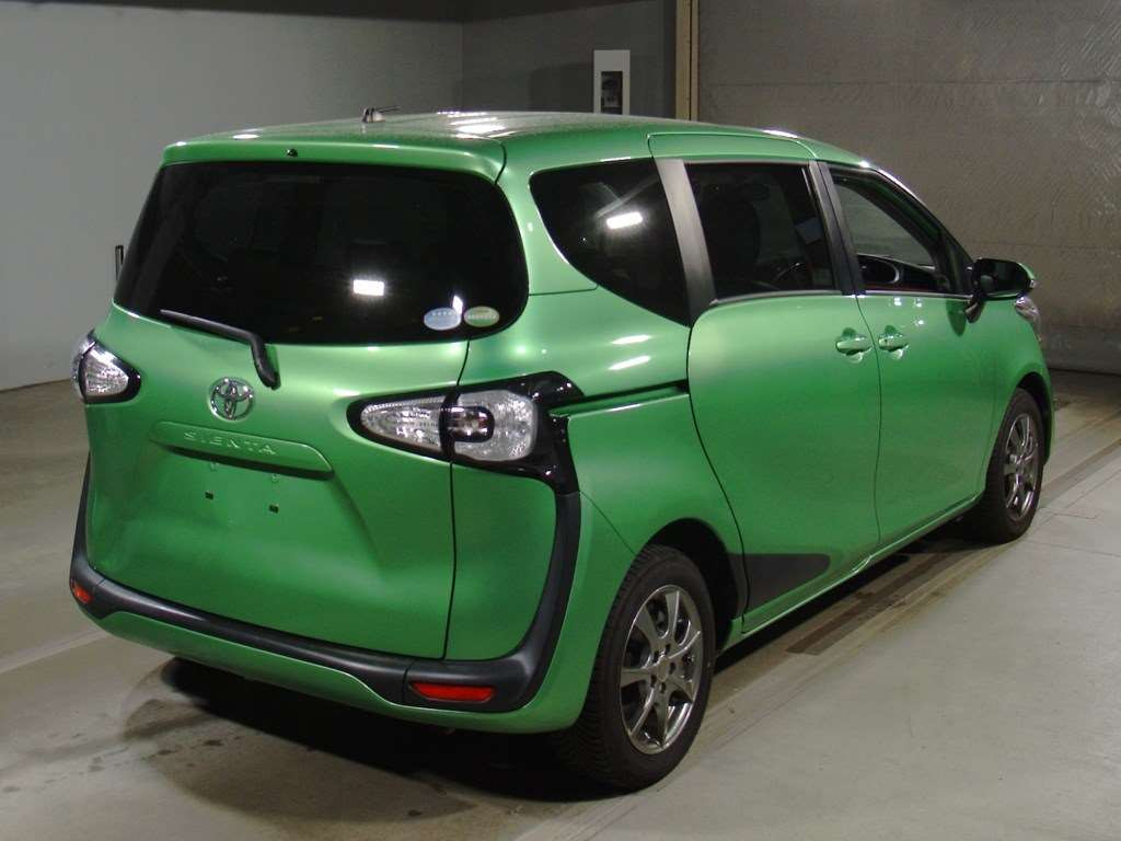 2017 Toyota Sienta NSP170G[1]