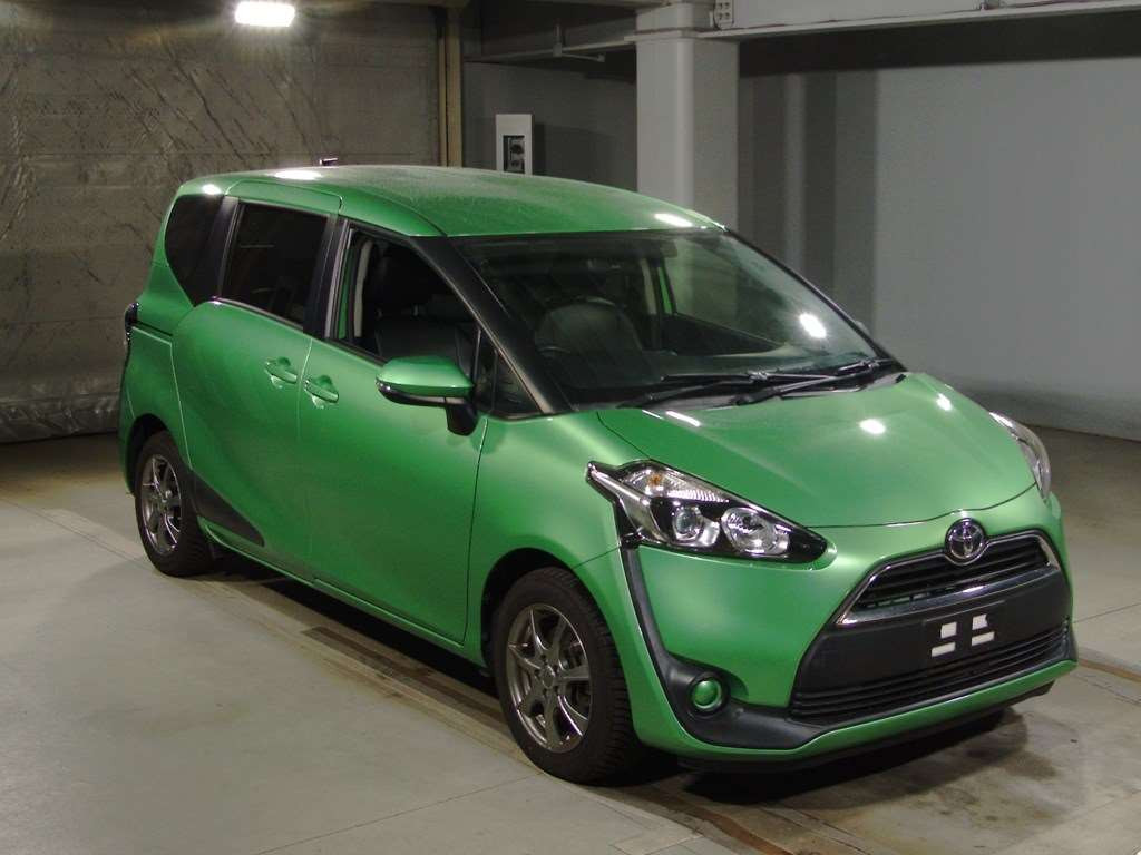 2017 Toyota Sienta NSP170G[2]