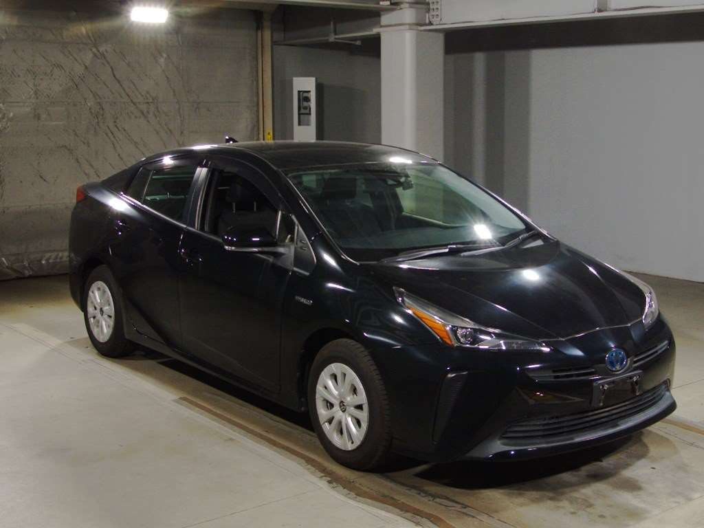 2019 Toyota Prius ZVW51[2]