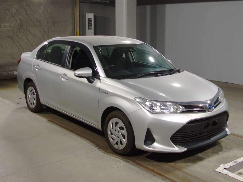 2019 Toyota Corolla Axio NKE165[2]