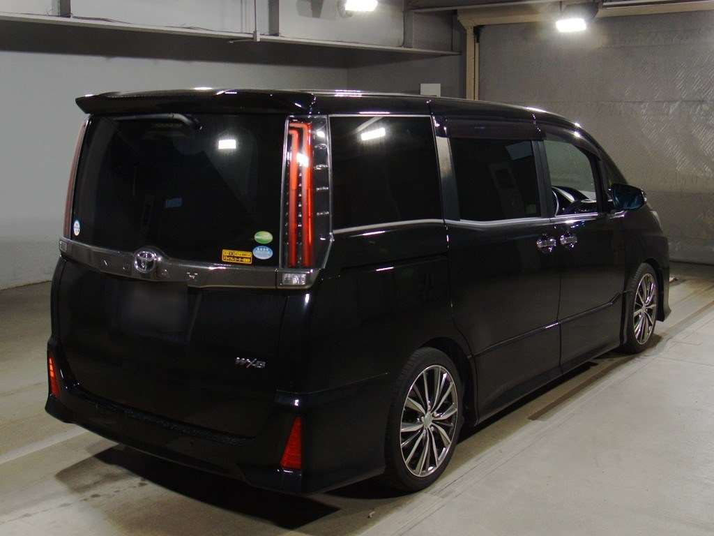 2019 Toyota Noah ZRR80W[1]