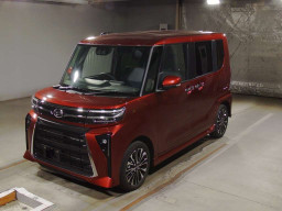 2023 Daihatsu Tanto Custom