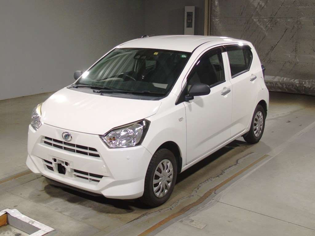 2018 Daihatsu Mira es LA350S[0]