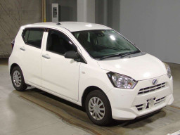 2018 Daihatsu Mira es