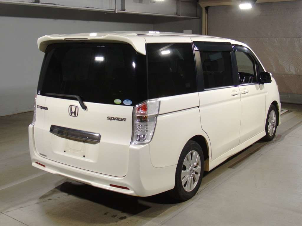 2009 Honda Step WGN Spada RK5[1]