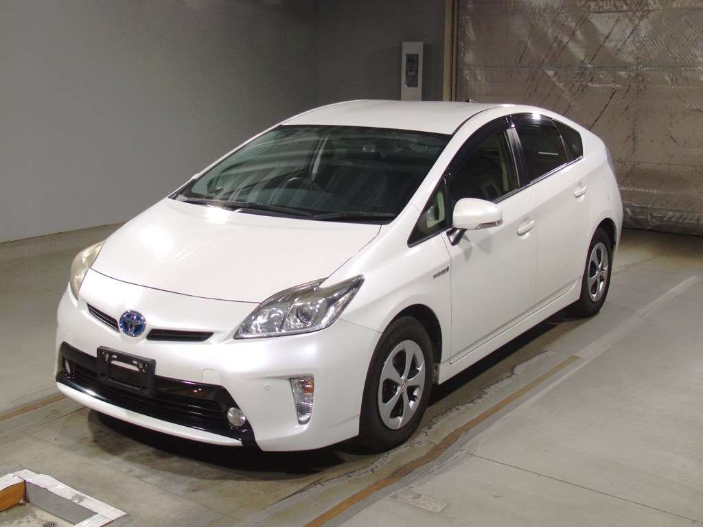 2014 Toyota Prius ZVW30[0]