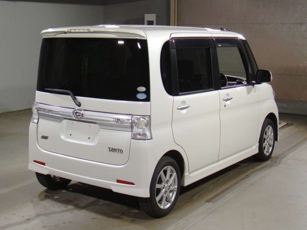 2012 Daihatsu Tanto Custom L375S[1]