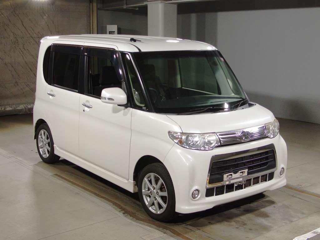 2012 Daihatsu Tanto Custom L375S[2]