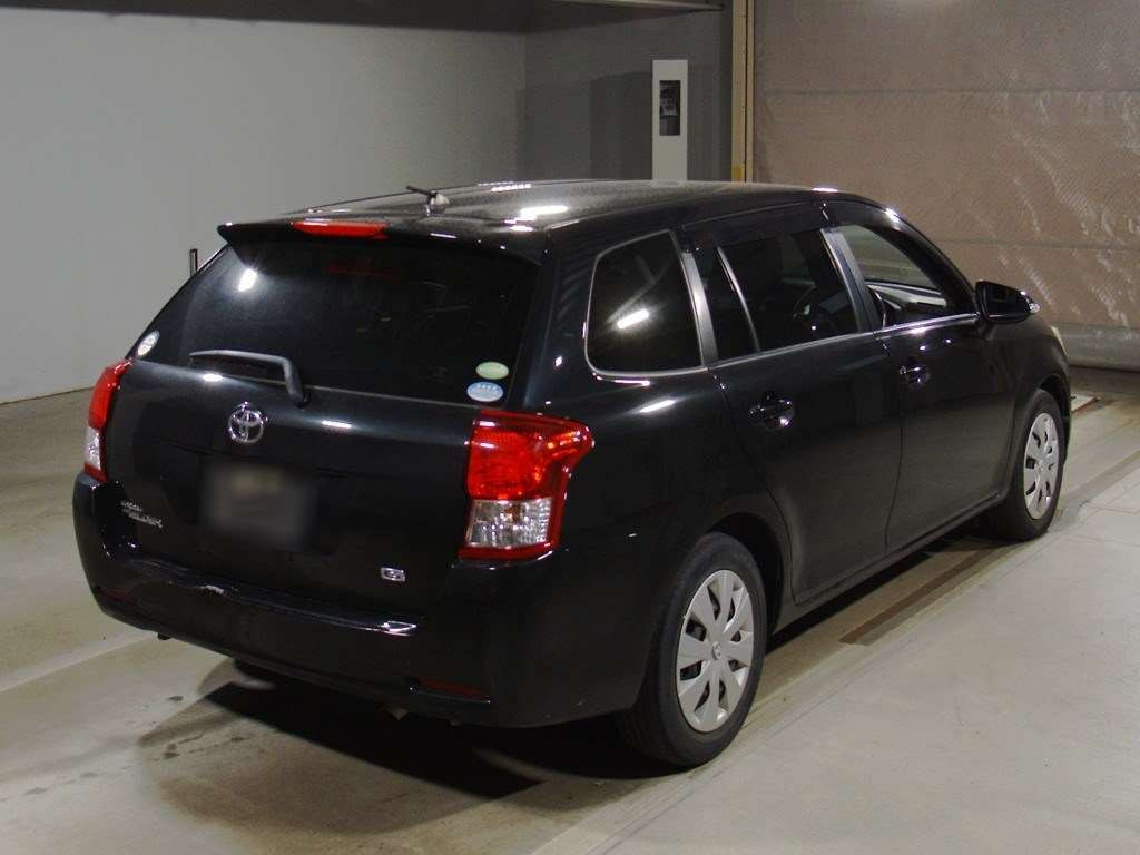 2012 Toyota Corolla Fielder NZE161G[1]