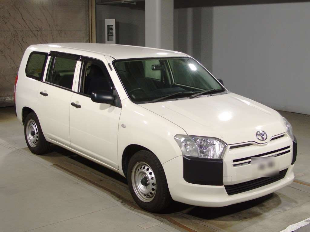 2015 Toyota Succeed NCP160V[2]