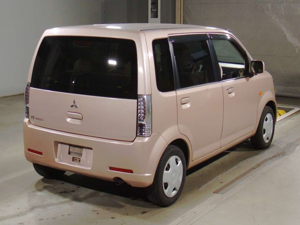 2013 Mitsubishi eK Wagon H82W[1]