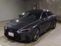 2022 Lexus IS