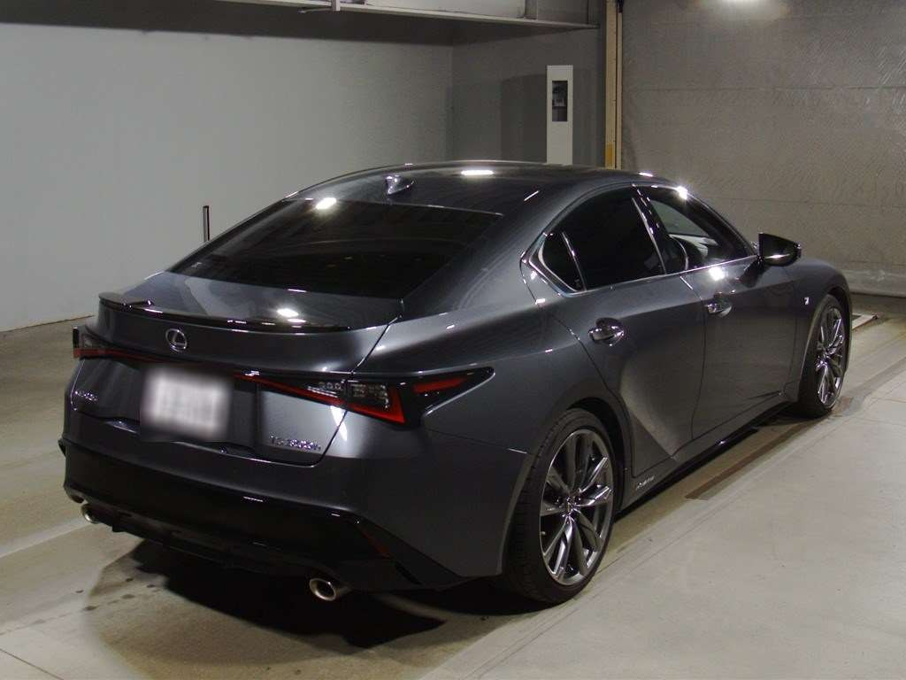 2022 Lexus IS AVE30[1]