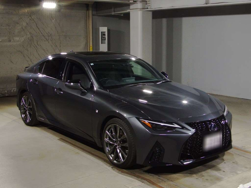 2022 Lexus IS AVE30[2]