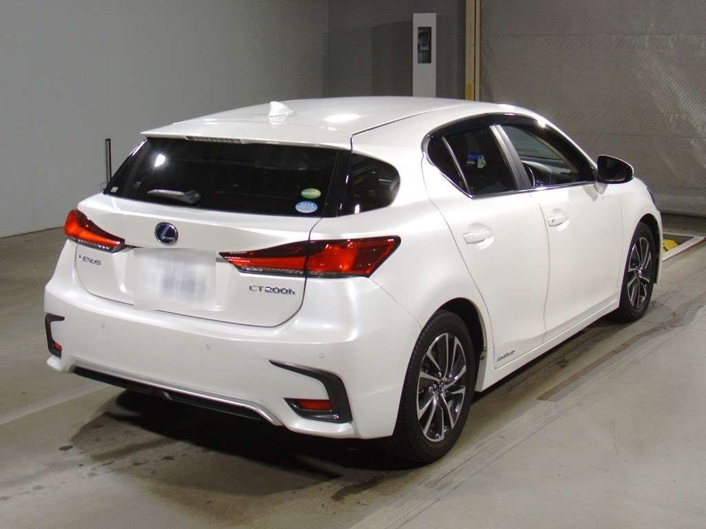 2018 Lexus CT ZWA10[1]