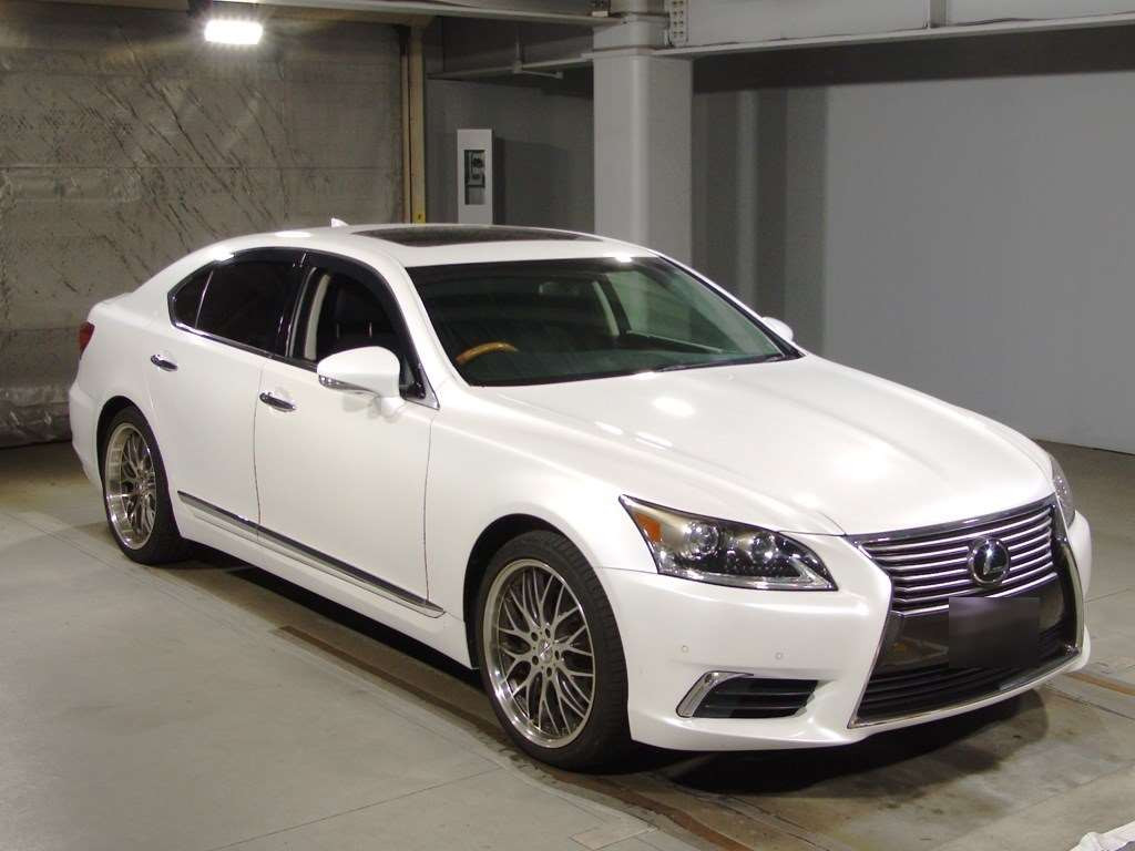 2014 Lexus LS USF40[2]