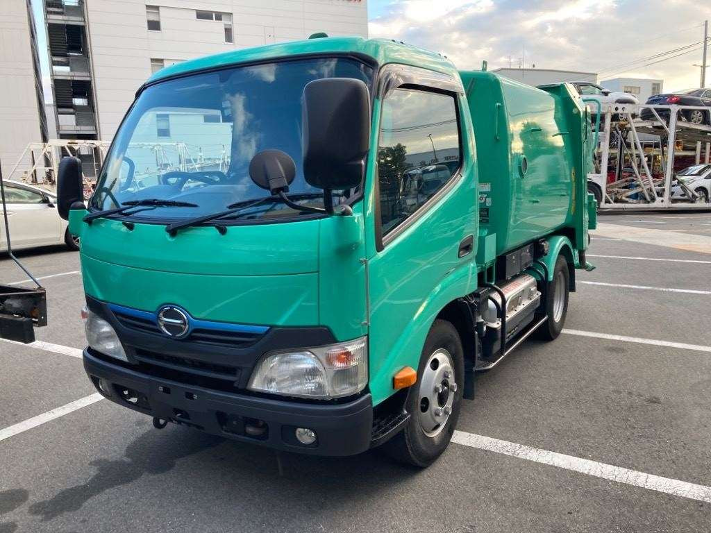 2012 Hino DUTRO XKU600X[0]