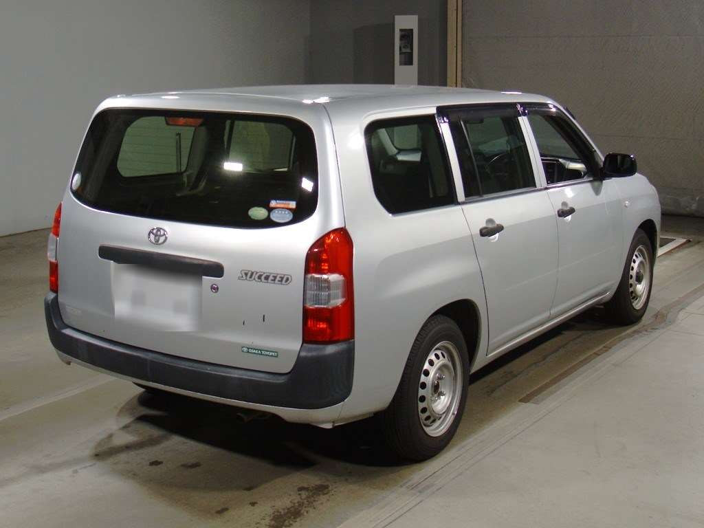 2014 Toyota Succeed NCP160V[1]