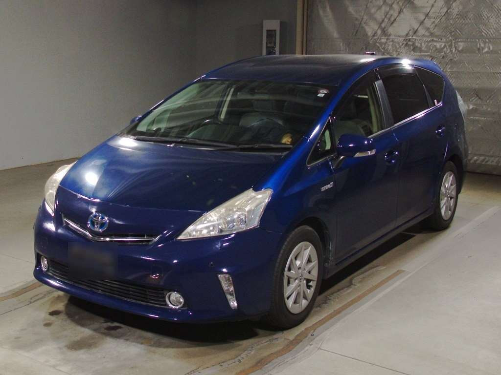 2012 Toyota Prius alpha ZVW41W[0]