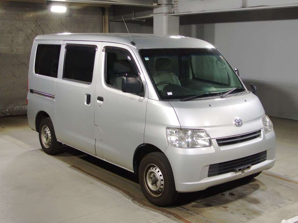 2019 Toyota Liteace Van S402M[2]