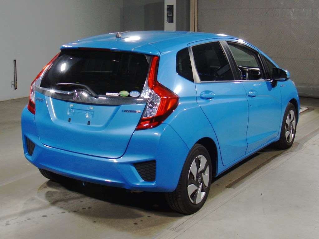 2014 Honda Fit Hybrid GP5[1]