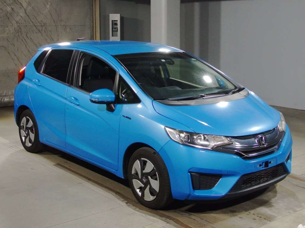 2014 Honda Fit Hybrid GP5[2]