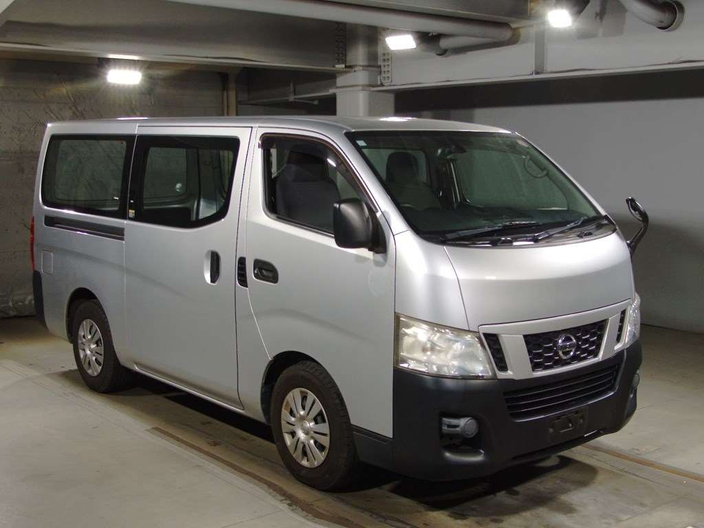 2013 Nissan NV350 CARAVAN VAN VR2E26[2]