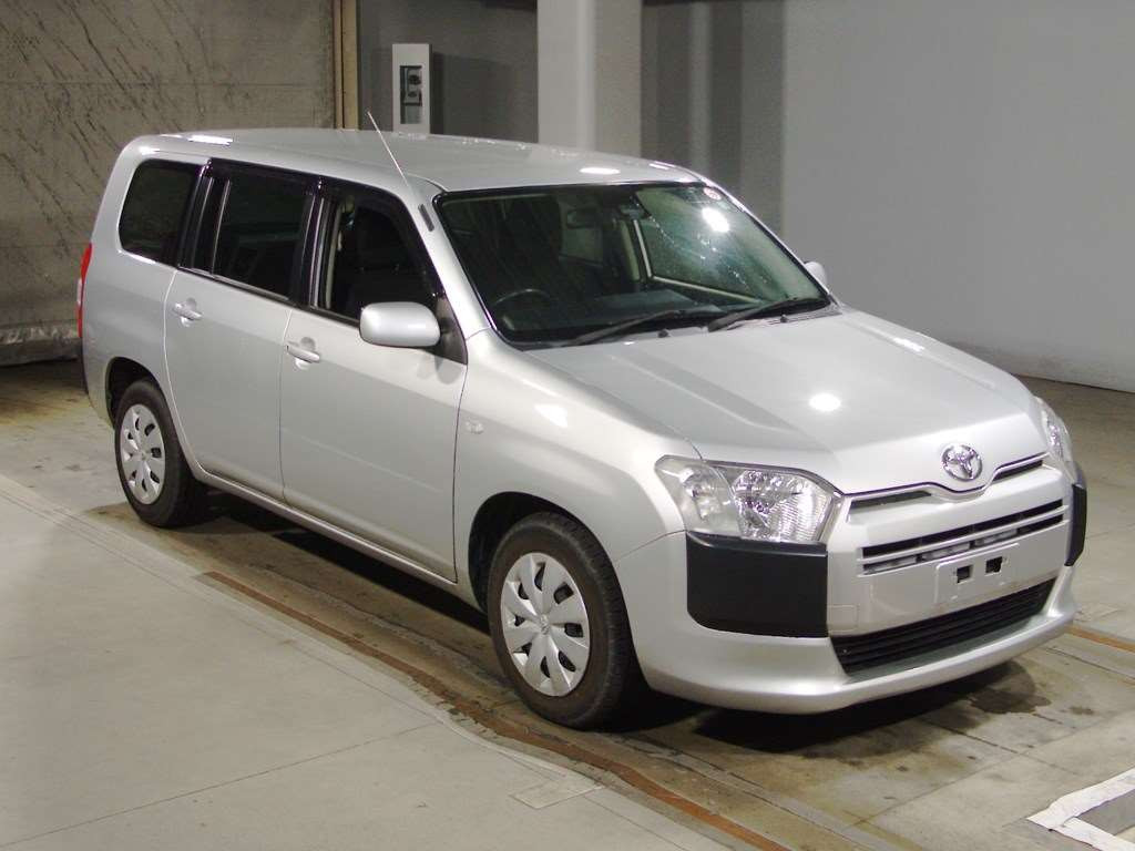 2017 Toyota Succeed NCP160V[2]