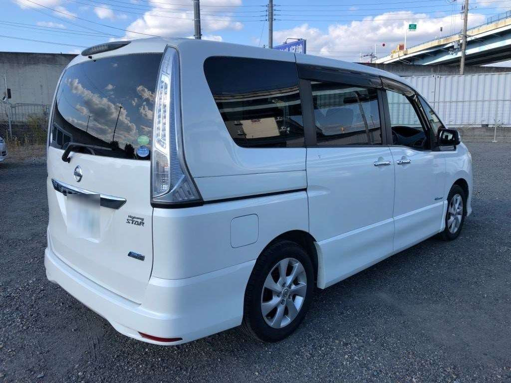 2013 Nissan Serena HFC26[1]