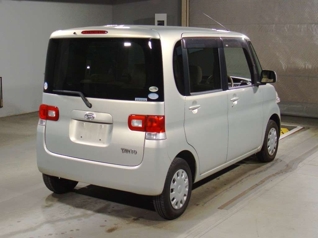 2008 Daihatsu Tanto L375S[1]