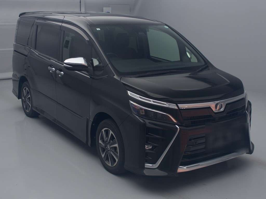 2019 Toyota Voxy ZRR80W[2]