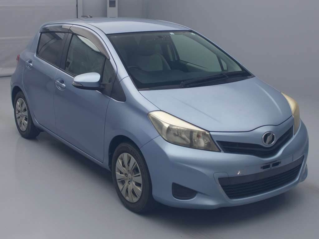 2012 Toyota Vitz NSP130[2]