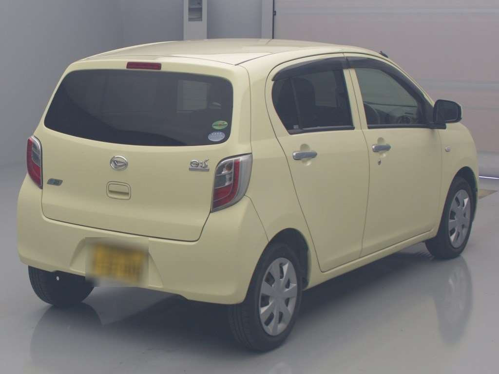 2012 Daihatsu Mira es LA300S[1]